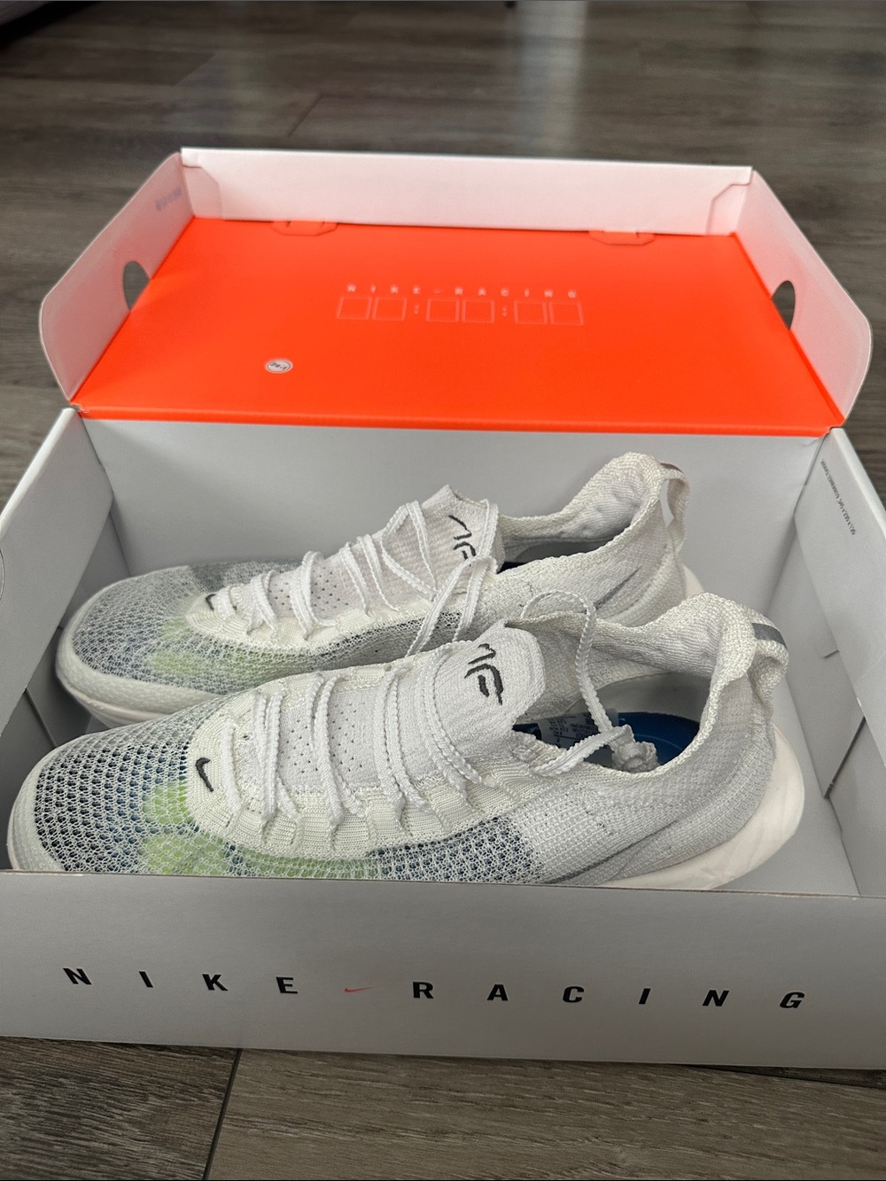 Nike Revolution 8 athletic zoom x shoes